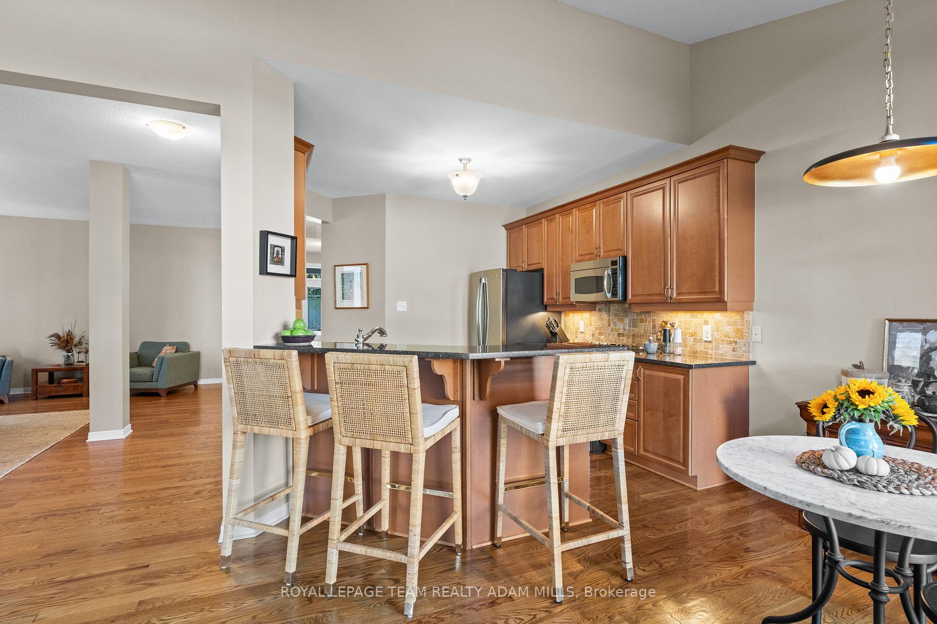 Photo 14 of 503 Stonechurch Way, Ottawa, Barrhaven - Cedargrove/Fraserdale — HOMEH