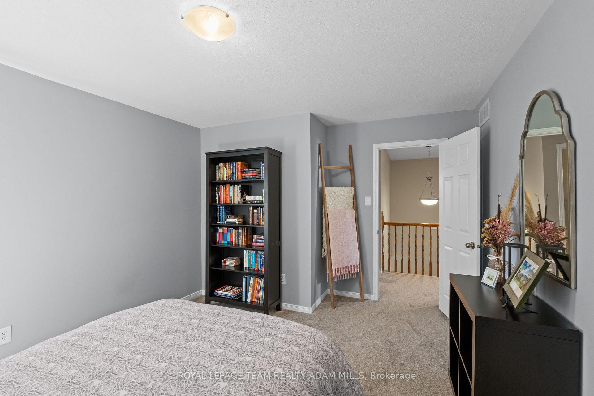 Photo 18 of 503 Stonechurch Way, Ottawa, Barrhaven - Cedargrove/Fraserdale — HOMEH