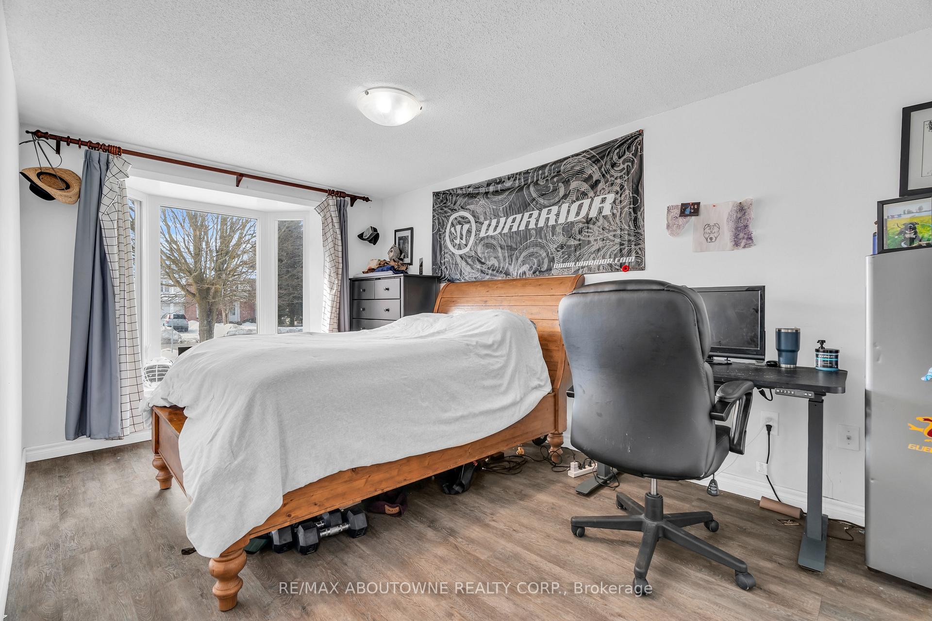 Photo 14 of 706 Scottsdale Drive, Guelph, Kortright West — HOMEH
