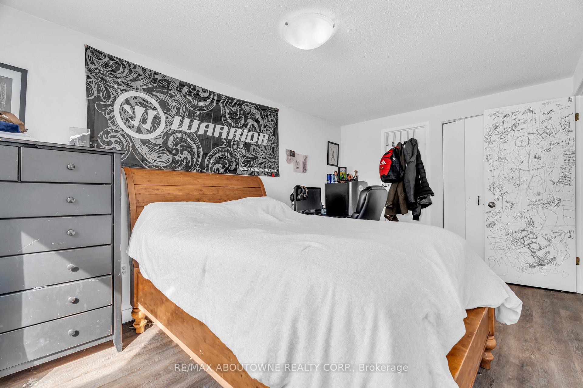 Photo 15 of 706 Scottsdale Drive, Guelph, Kortright West — HOMEH