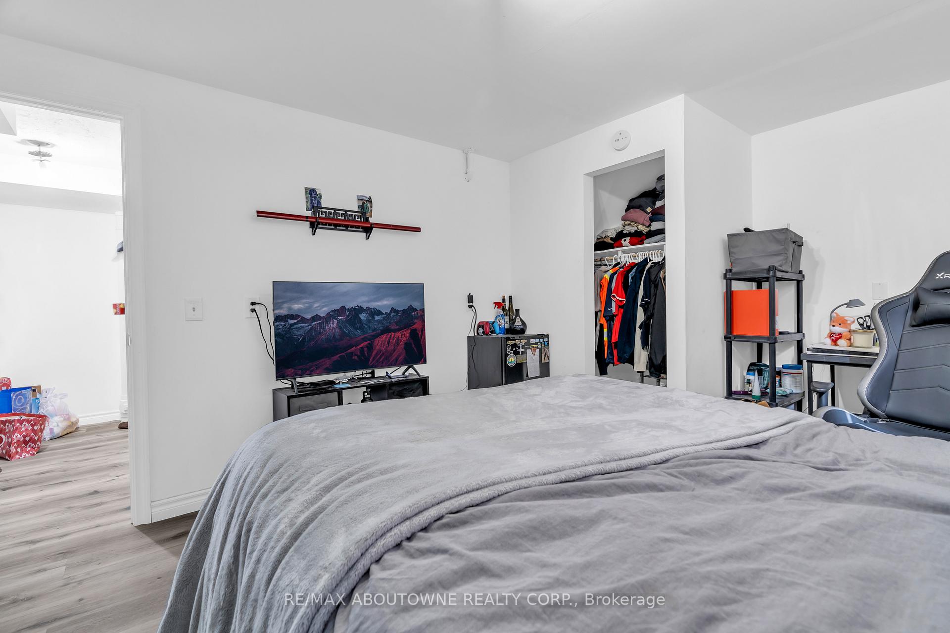 Photo 26 of 706 Scottsdale Drive, Guelph, Kortright West — HOMEH