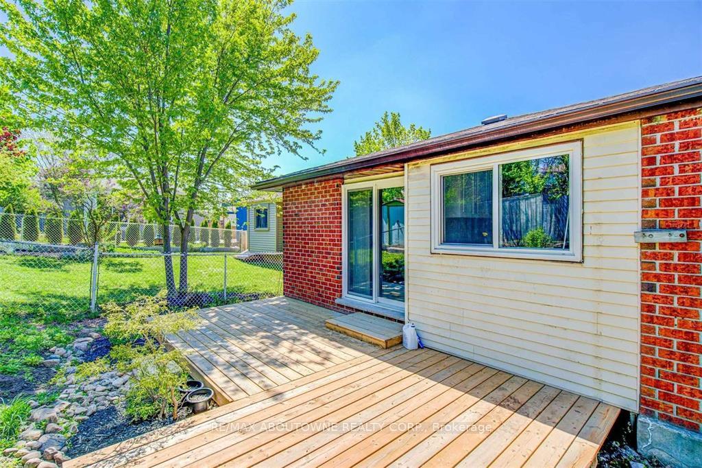 Photo 30 of 706 Scottsdale Drive, Guelph, Kortright West — HOMEH