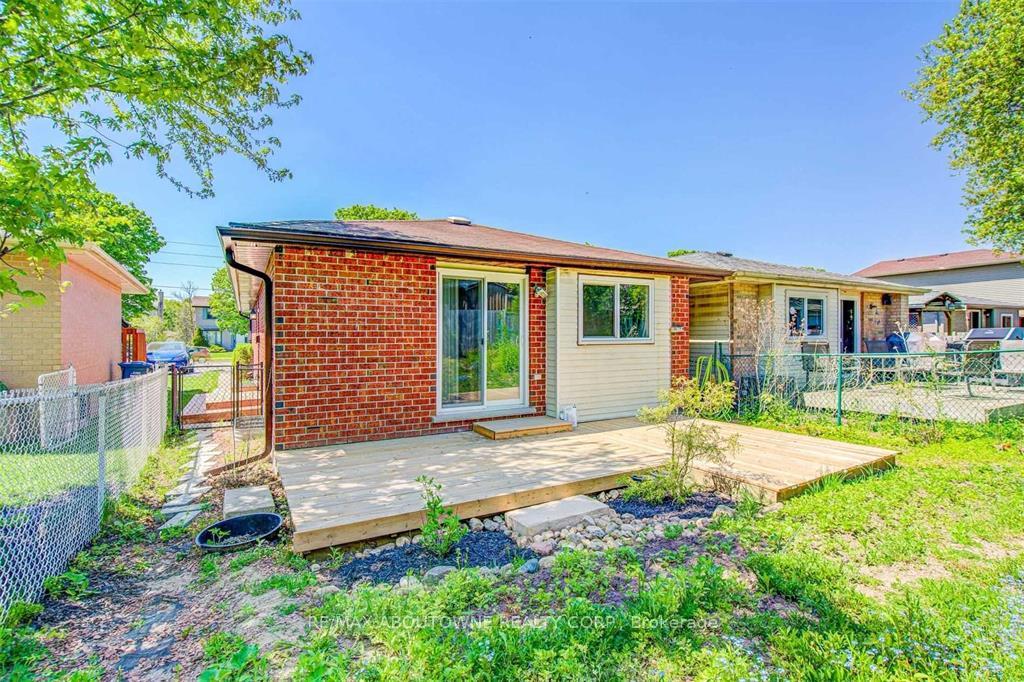 Photo 32 of 706 Scottsdale Drive, Guelph, Kortright West — HOMEH