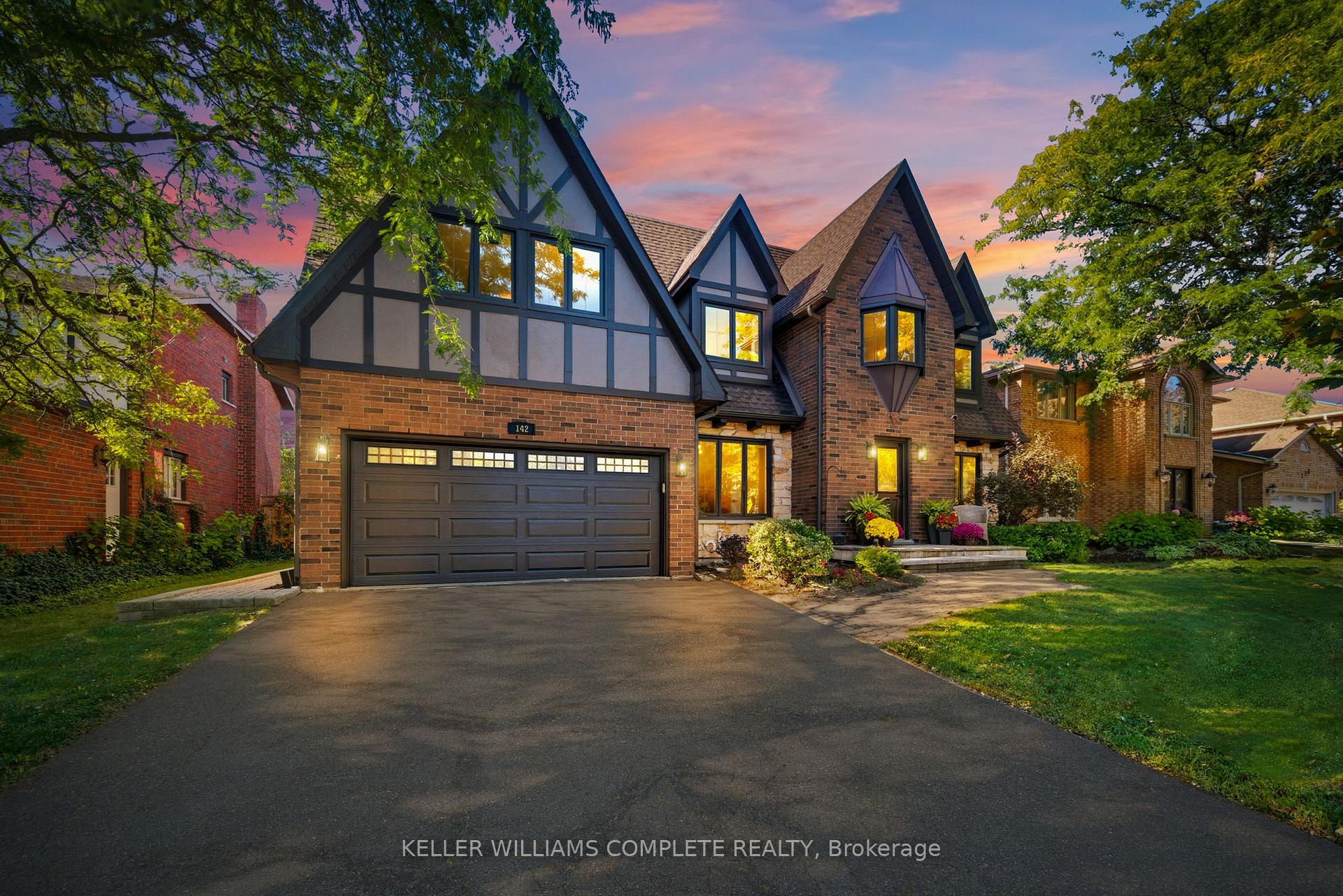 Photo 1 of 142 Meadowbrook Drive, Hamilton, Ancaster — HOMEH