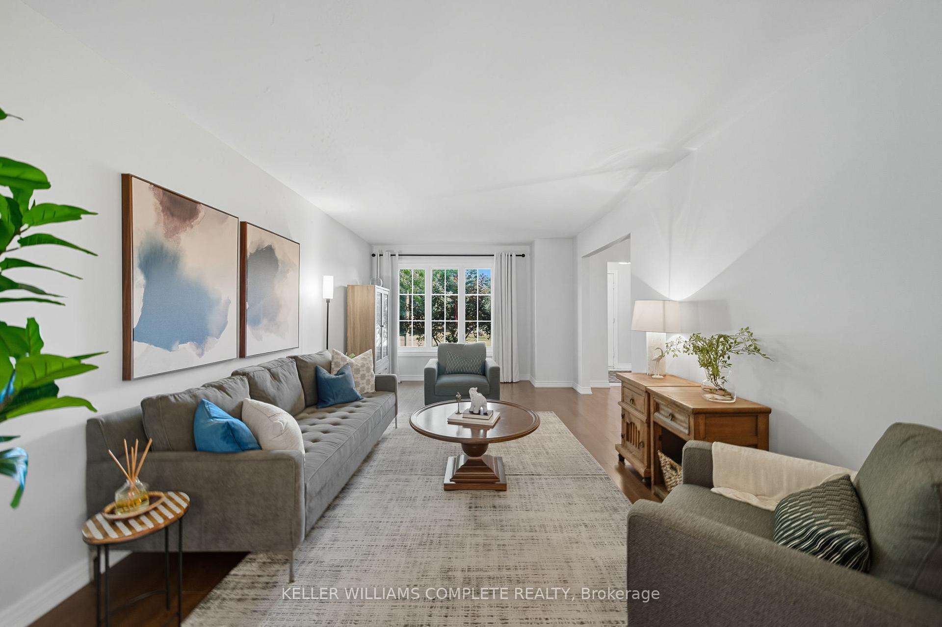 Photo 11 of 142 Meadowbrook Drive, Hamilton, Ancaster — HOMEH