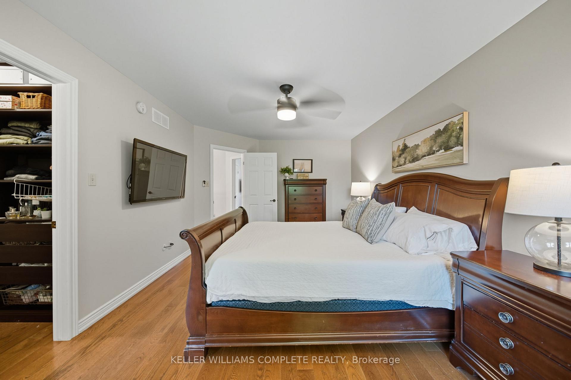 Photo 26 of 142 Meadowbrook Drive, Hamilton, Ancaster — HOMEH