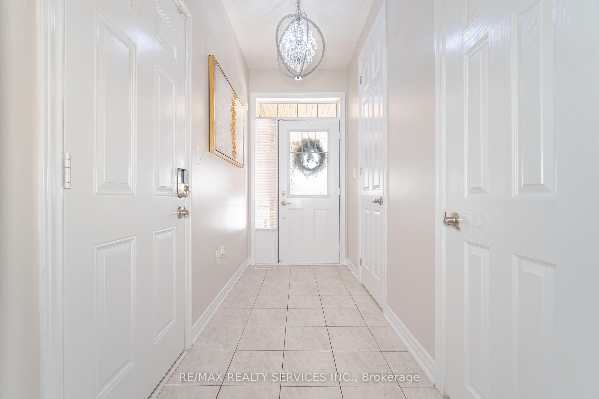 Photo 4 of 106 Abigail Crescent, Caledon, Rural Caledon — HOMEH