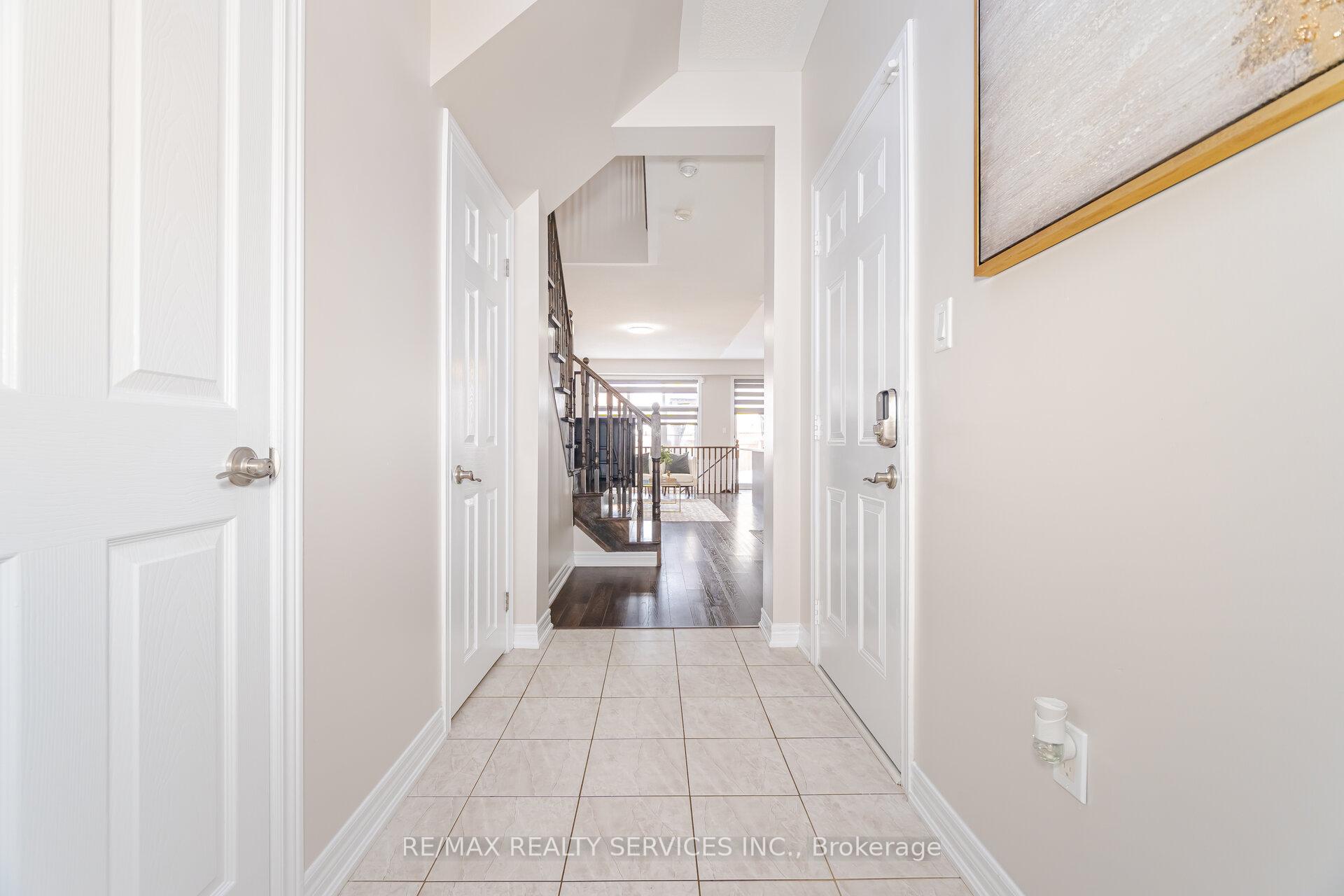 Photo 5 of 106 Abigail Crescent, Caledon, Rural Caledon — HOMEH