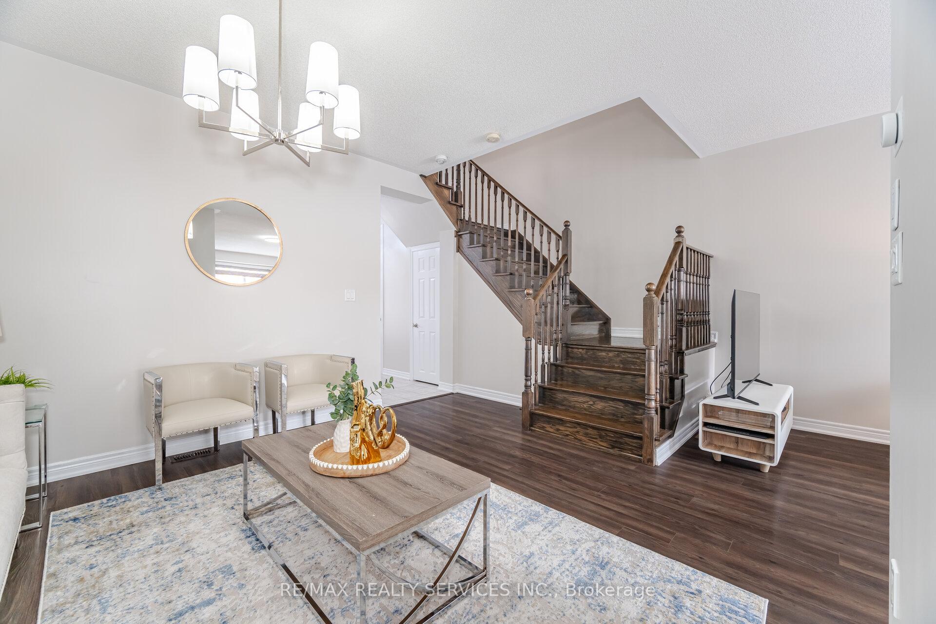 Photo 7 of 106 Abigail Crescent, Caledon, Rural Caledon — HOMEH