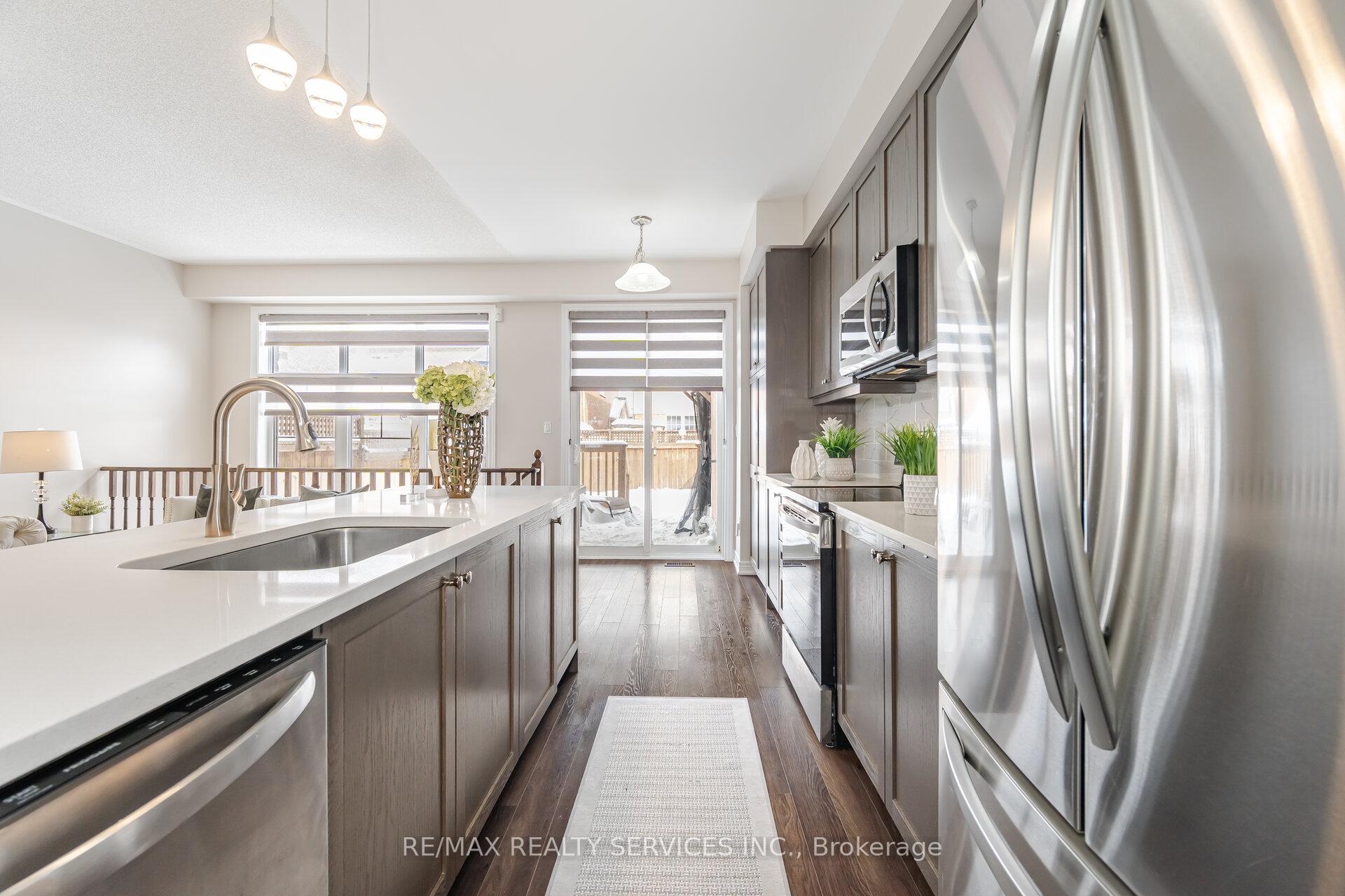 Photo 11 of 106 Abigail Crescent, Caledon, Rural Caledon — HOMEH