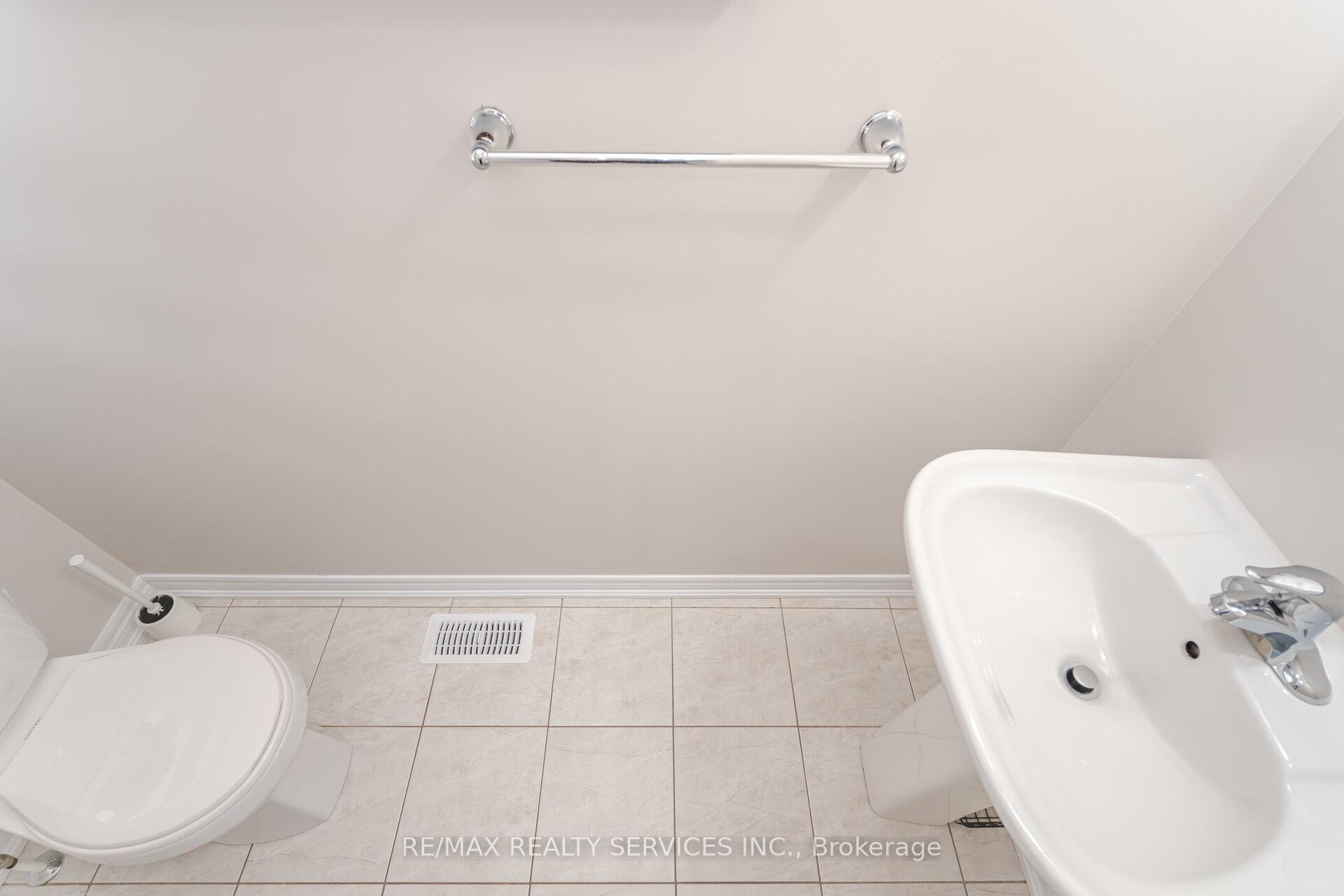Photo 16 of 106 Abigail Crescent, Caledon, Rural Caledon — HOMEH