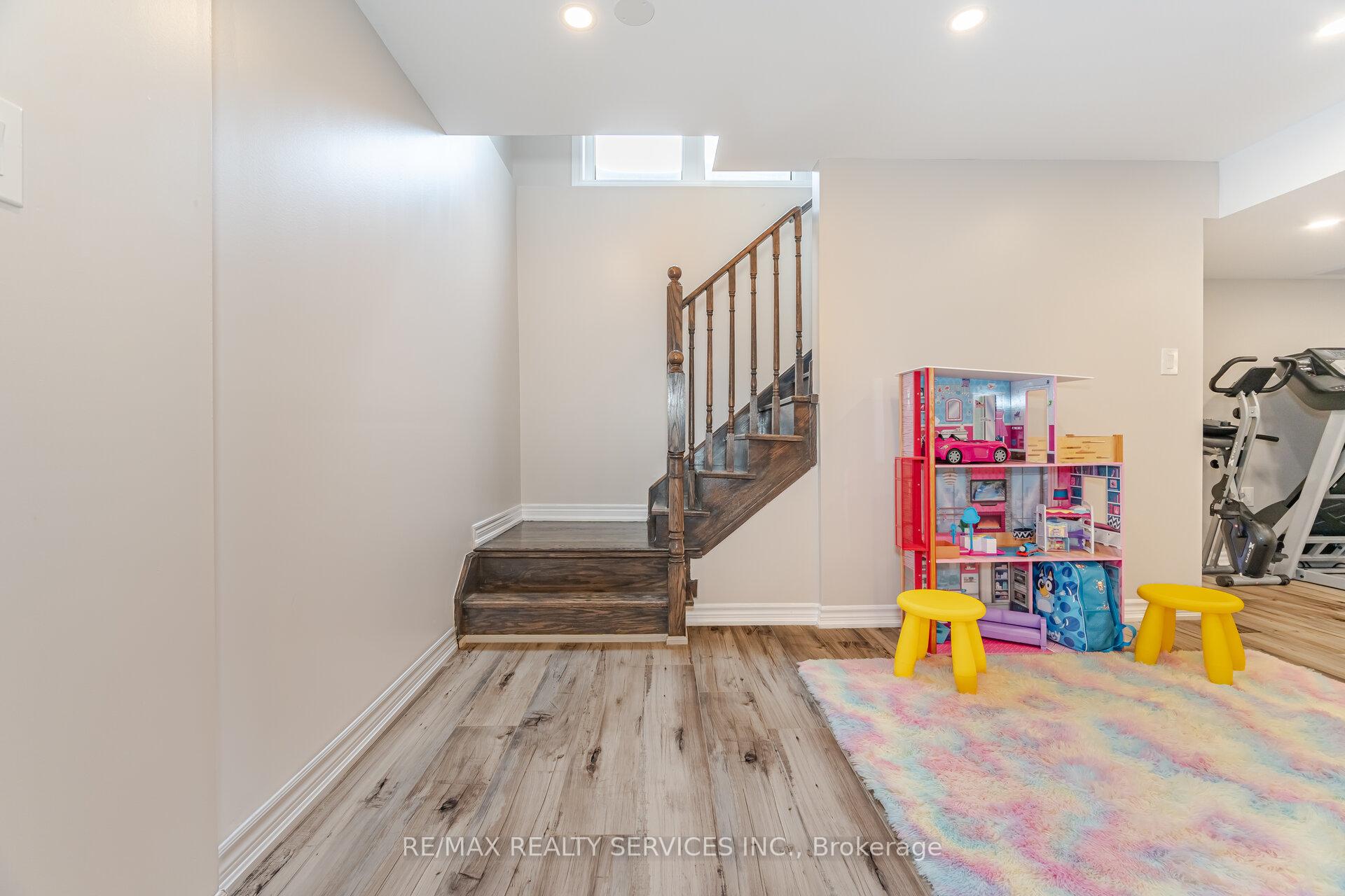 Photo 31 of 106 Abigail Crescent, Caledon, Rural Caledon — HOMEH