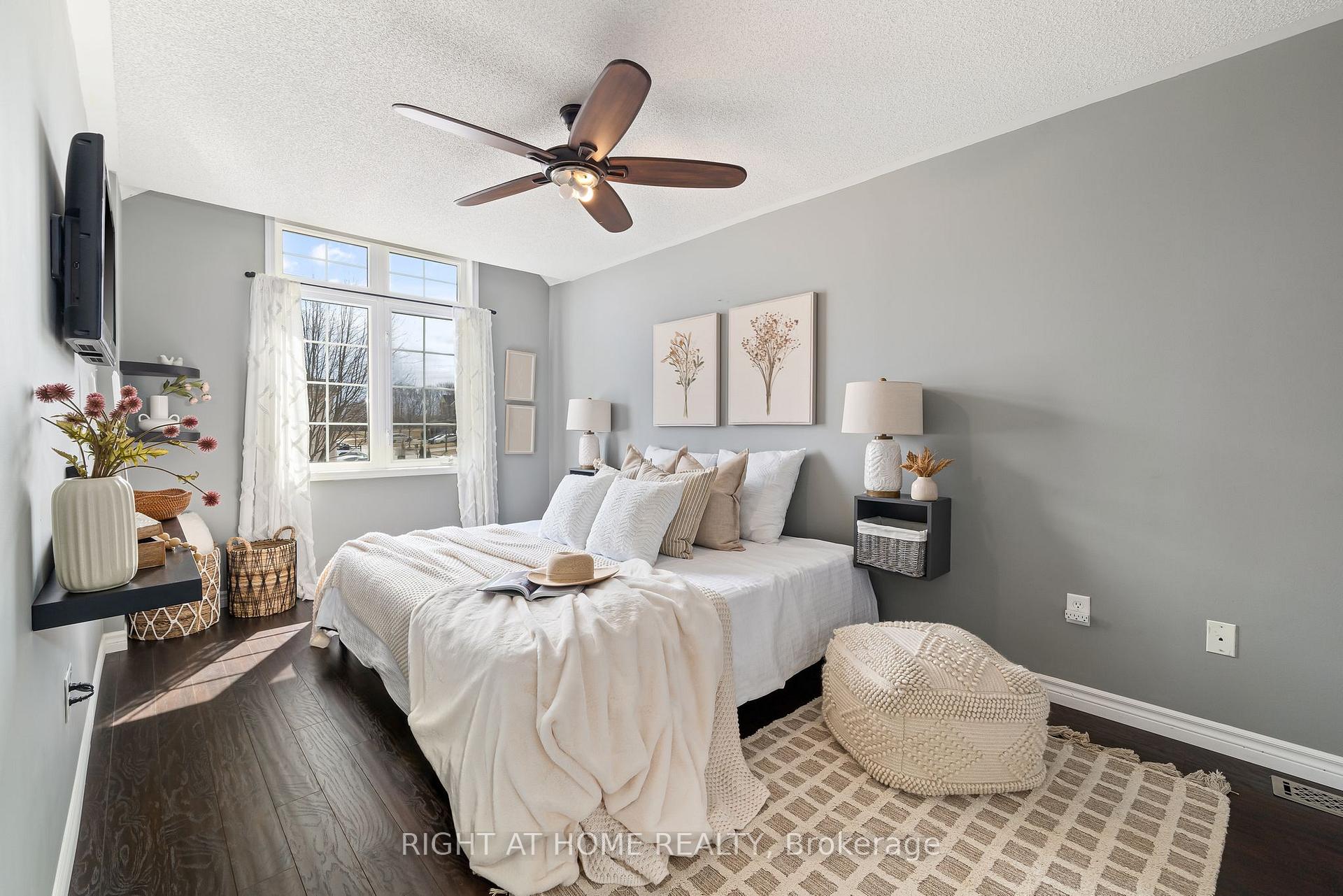 Photo 18 of 14 Dodds Square, Clarington, Bowmanville — HOMEH