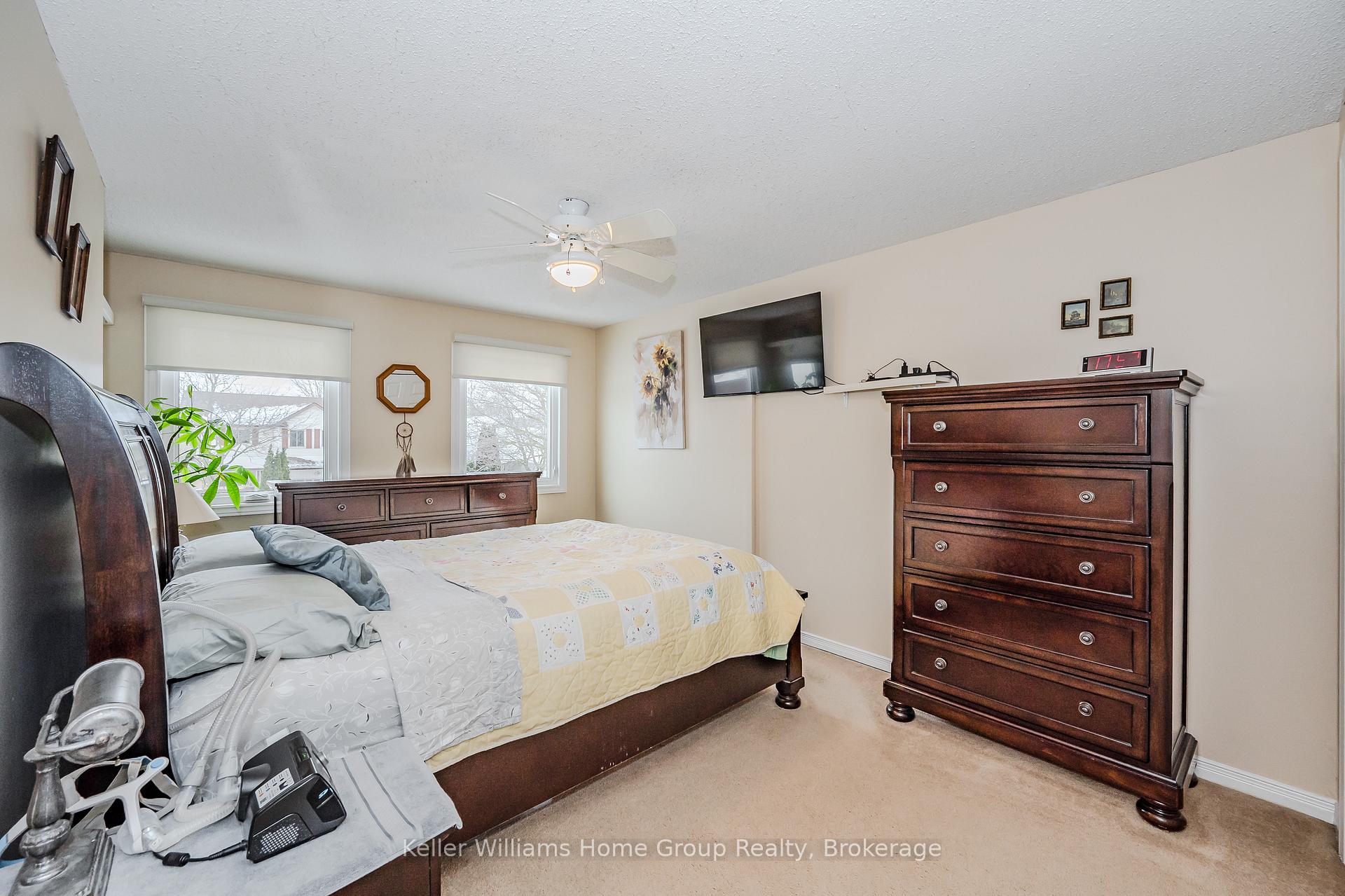 Photo 21 of 35 Walman Drive, Guelph, Kortright West — HOMEH
