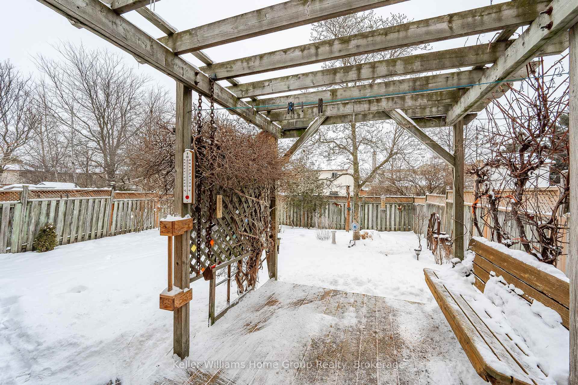 Photo 32 of 35 Walman Drive, Guelph, Kortright West — HOMEH