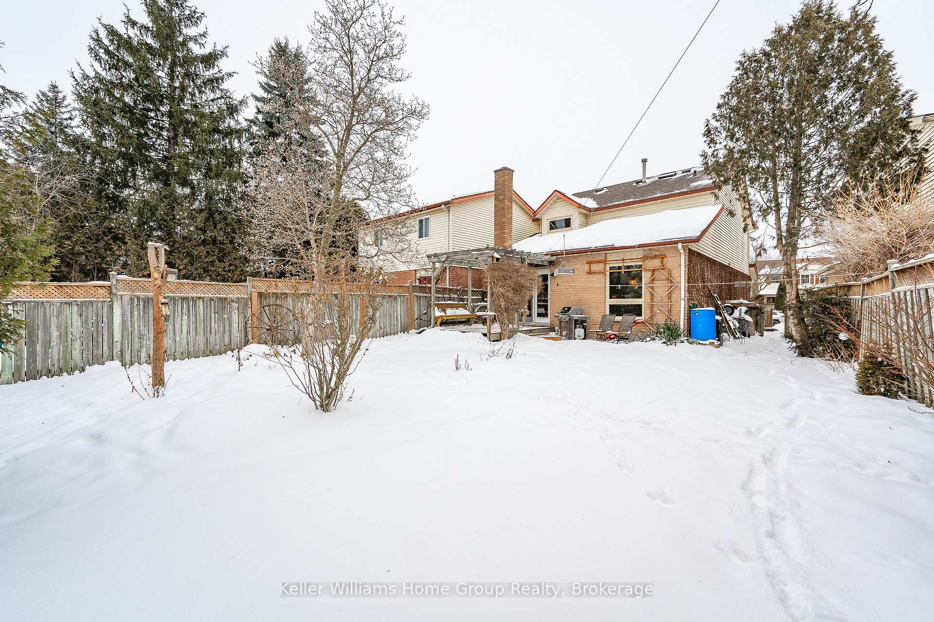 Photo 34 of 35 Walman Drive, Guelph, Kortright West — HOMEH