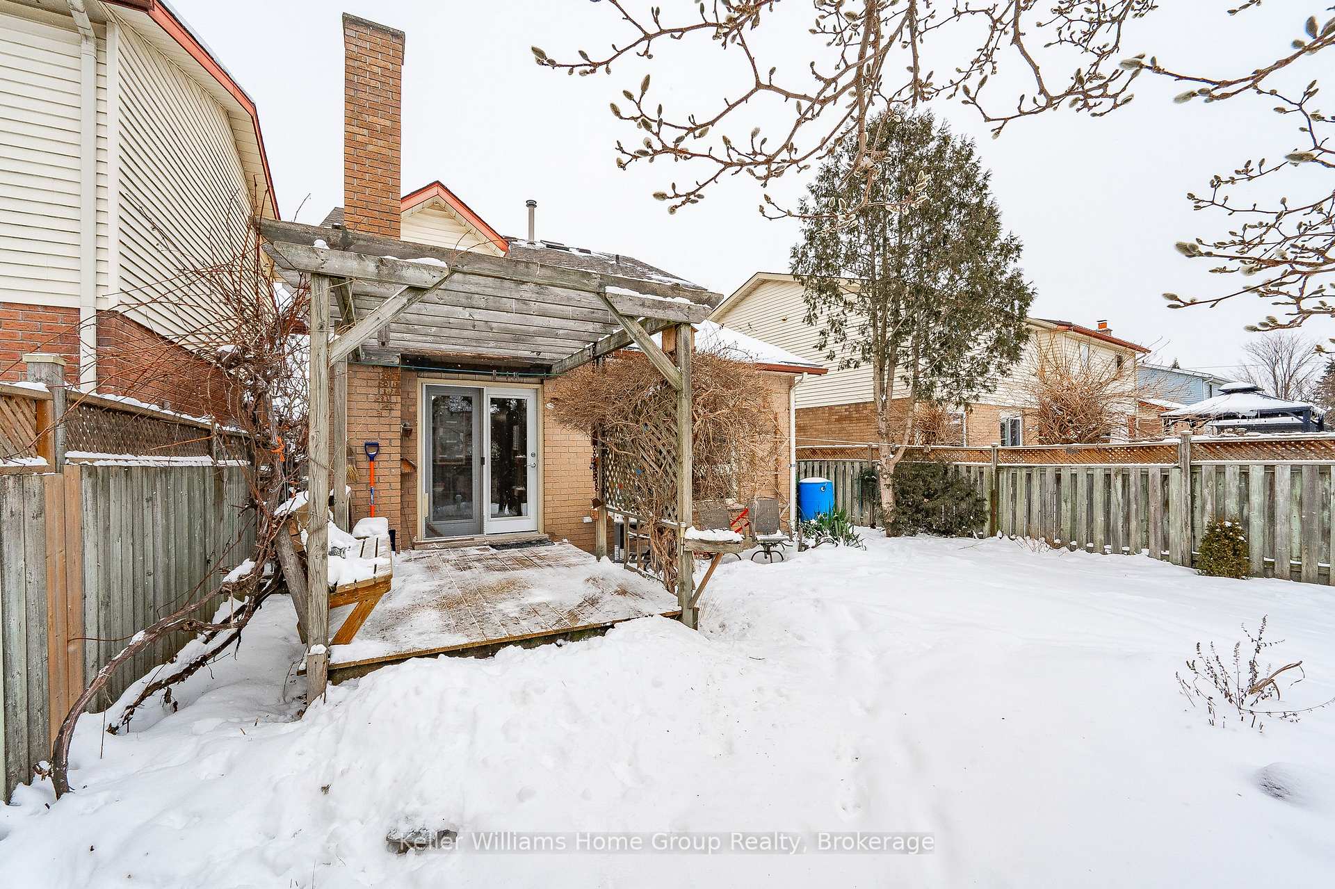 Photo 36 of 35 Walman Drive, Guelph, Kortright West — HOMEH