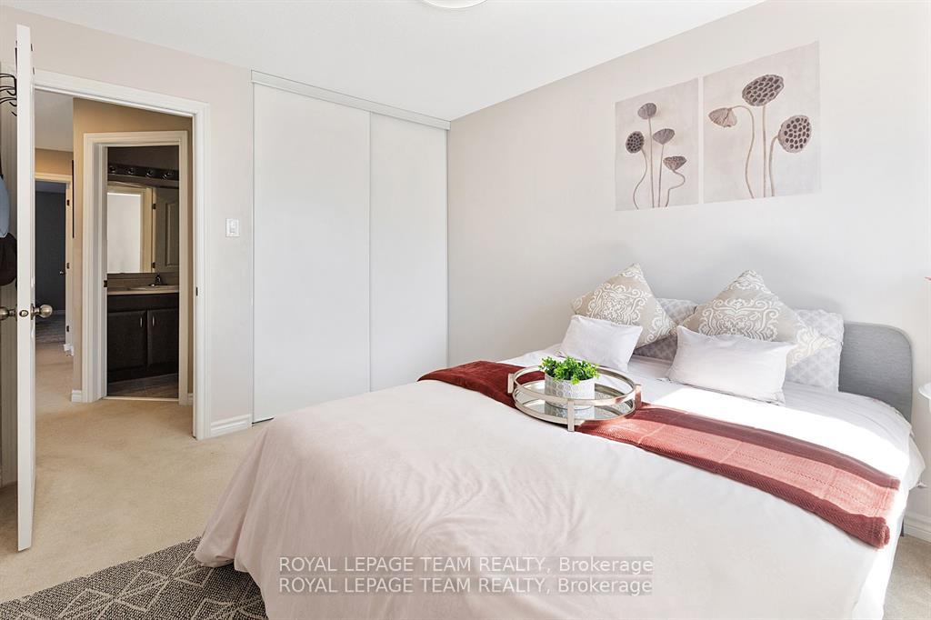 Photo 16 of 743 Bowercrest Crescent, Ottawa, Riverside South/Gloucester Glen — HOMEH