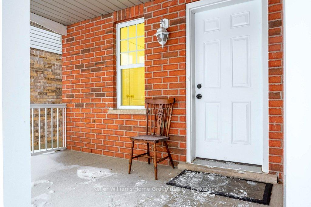 Photo 3 of 32 Darnell Road, Guelph, Kortright West — HOMEH