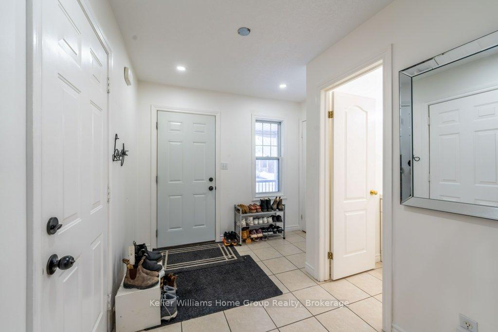 Photo 6 of 32 Darnell Road, Guelph, Kortright West — HOMEH
