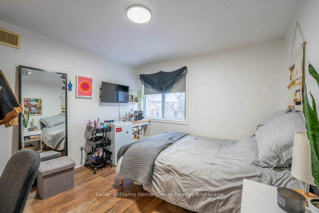 Photo 24 of 32 Darnell Road, Guelph, Kortright West — HOMEH