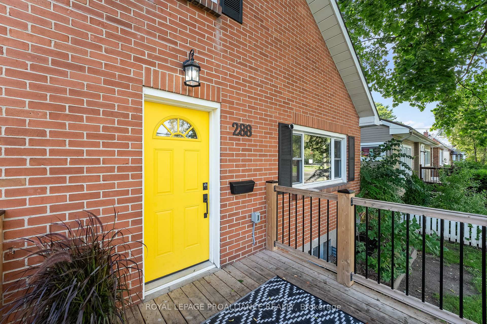 Photo 7 of 288 MacDonald Avenue, Belleville, Belleville Ward — HOMEH