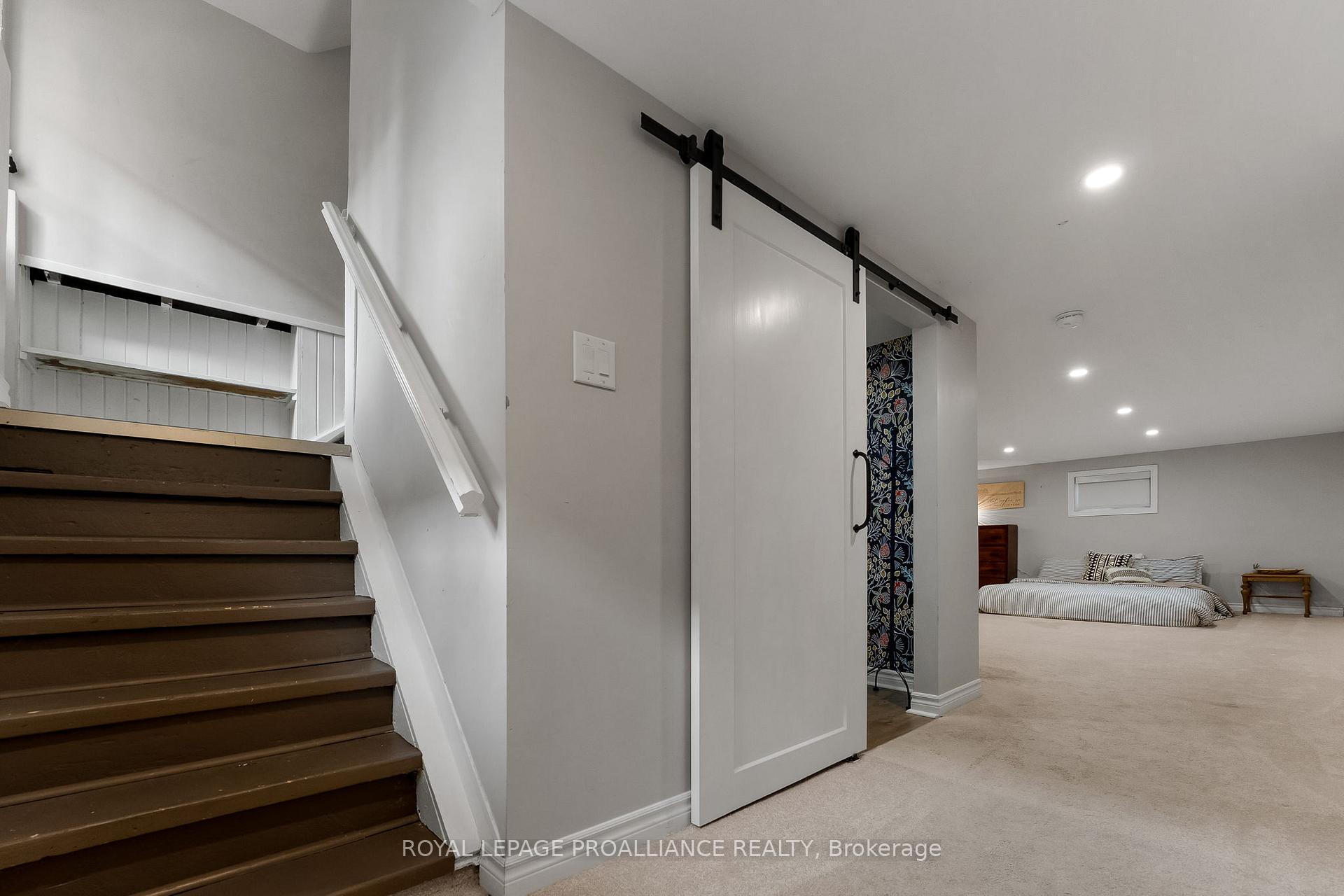 Photo 31 of 288 MacDonald Avenue, Belleville, Belleville Ward — HOMEH