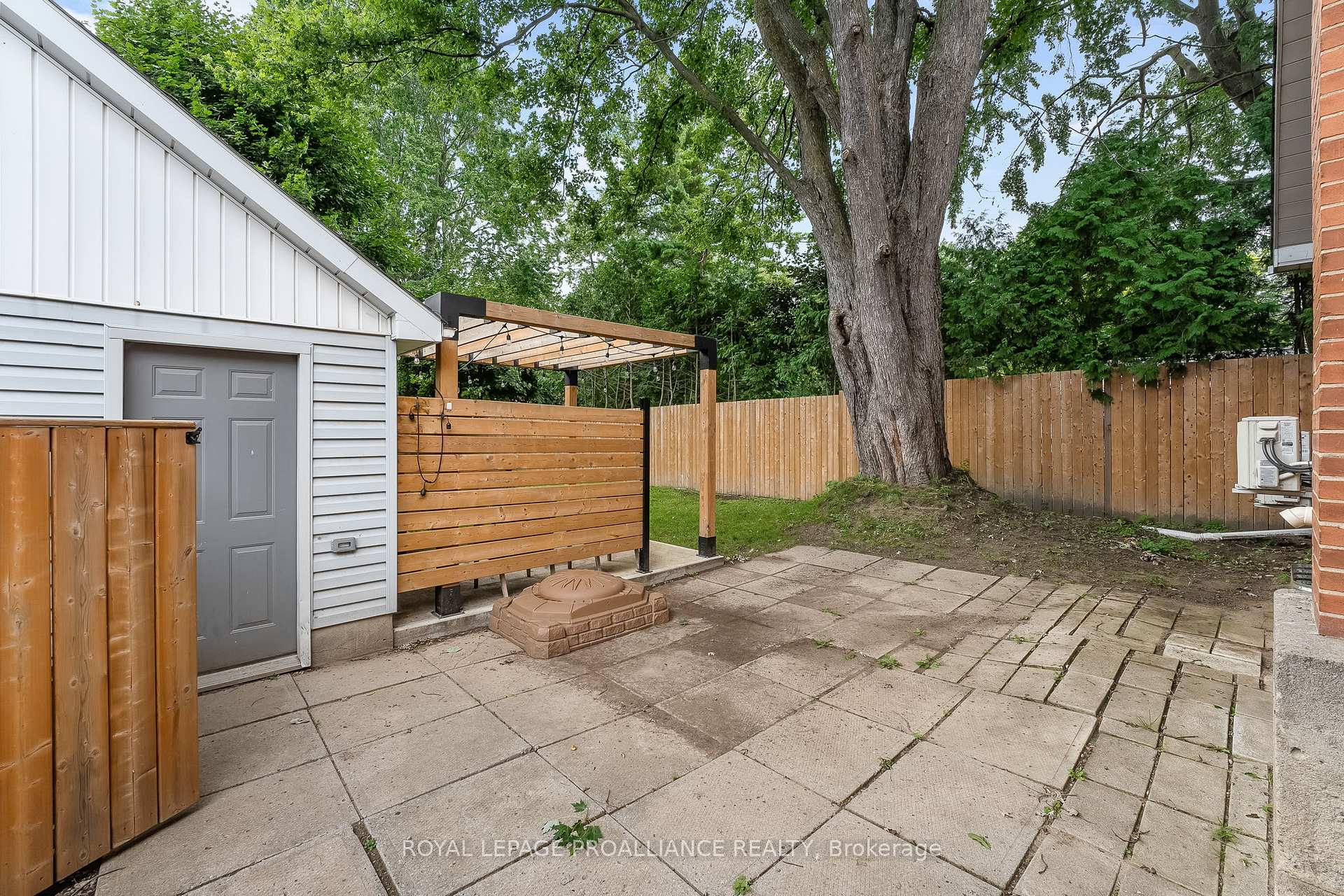 Photo 43 of 288 MacDonald Avenue, Belleville, Belleville Ward — HOMEH