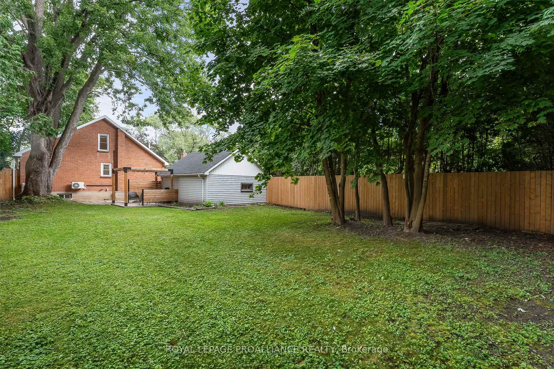 Photo 46 of 288 MacDonald Avenue, Belleville, Belleville Ward — HOMEH