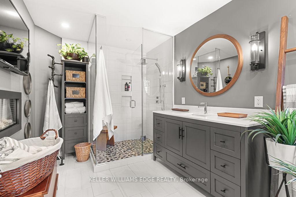 Photo 37 of 16 Edgecroft Crescent, Hamilton, Stoney Creek Mountain — HOMEH