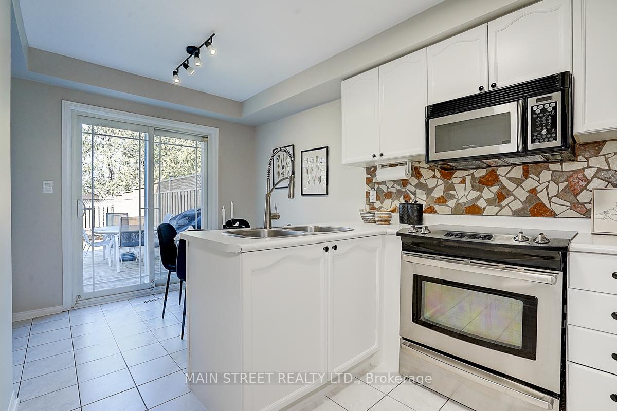 Photo 8 of 4 Pidduck Street, Clarington, Courtice — HOMEH