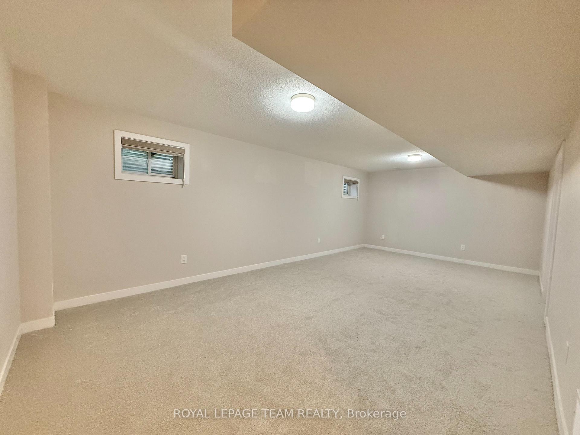Photo 8 of 303 Canadensis Lane, Ottawa, Barrhaven - Half Moon Bay — HOMEH
