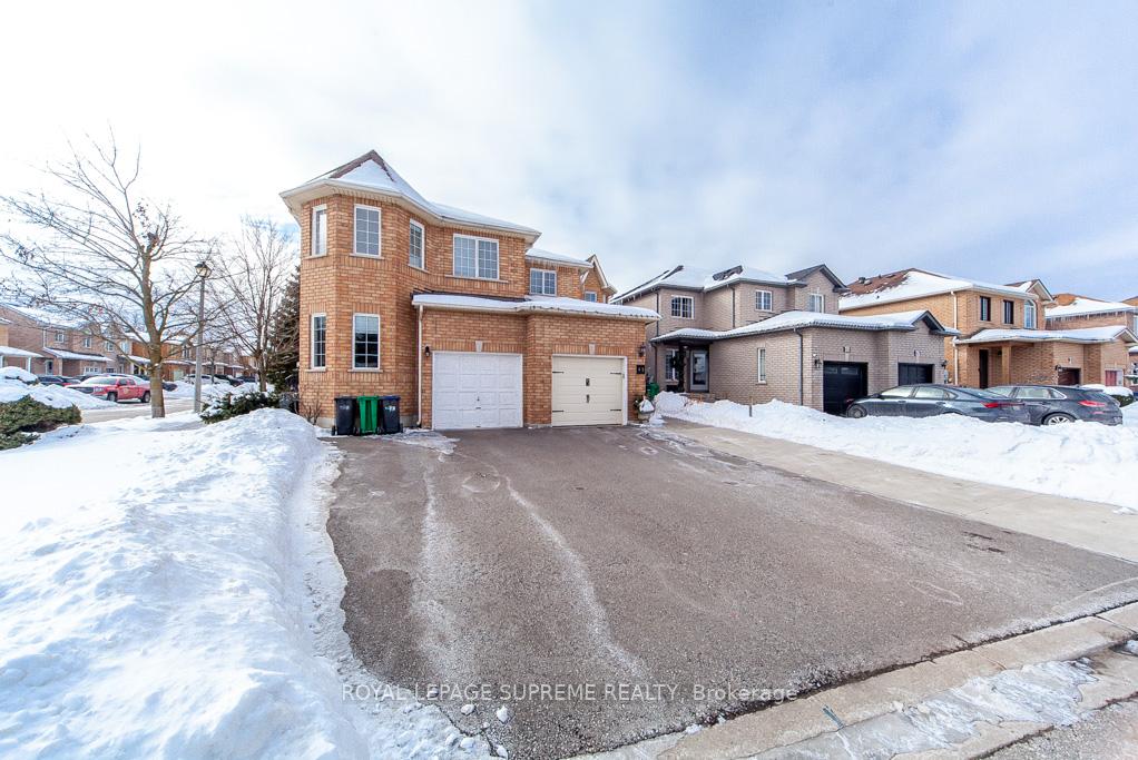 Photo 1 of 43 Coolspring Crescent, Caledon, Bolton East — HOMEH