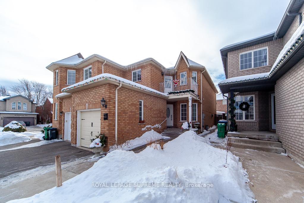 Photo 3 of 43 Coolspring Crescent, Caledon, Bolton East — HOMEH