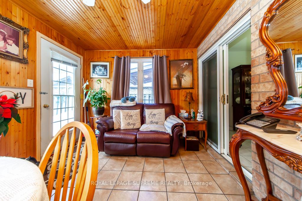 Photo 22 of 43 Coolspring Crescent, Caledon, Bolton East — HOMEH