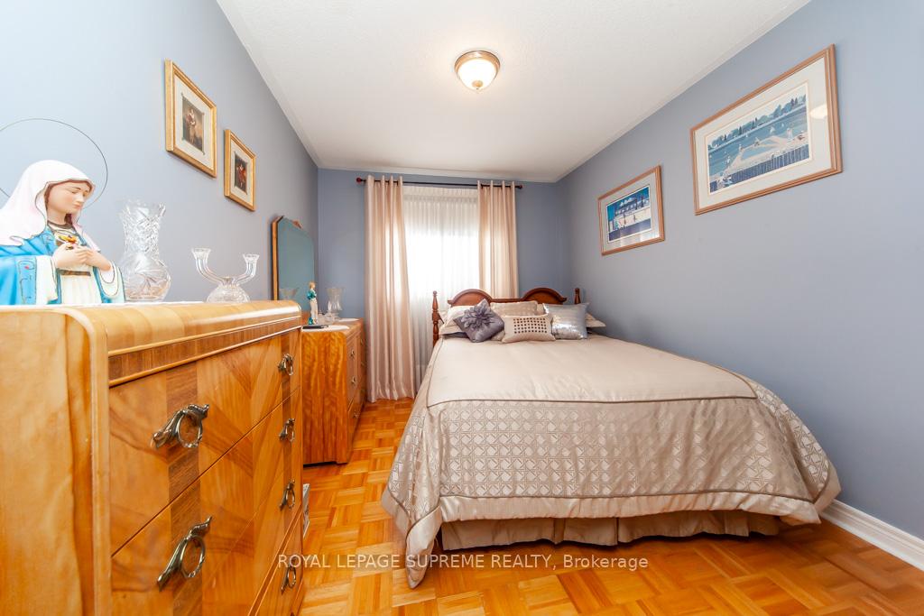 Photo 35 of 43 Coolspring Crescent, Caledon, Bolton East — HOMEH