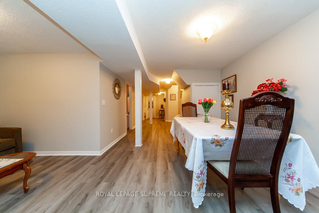 Photo 44 of 43 Coolspring Crescent, Caledon, Bolton East — HOMEH