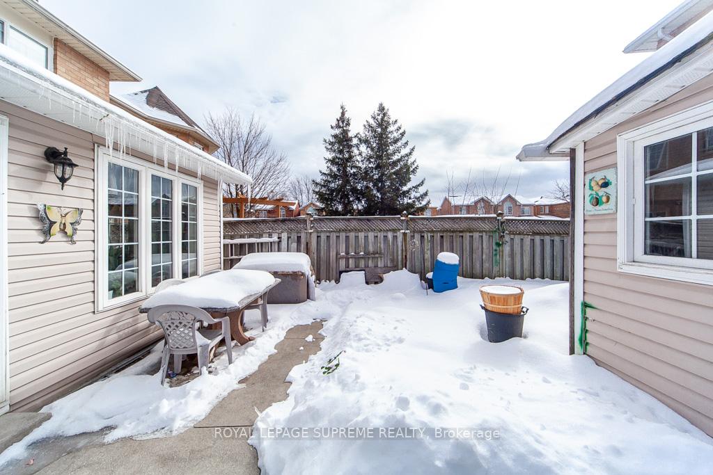 Photo 49 of 43 Coolspring Crescent, Caledon, Bolton East — HOMEH