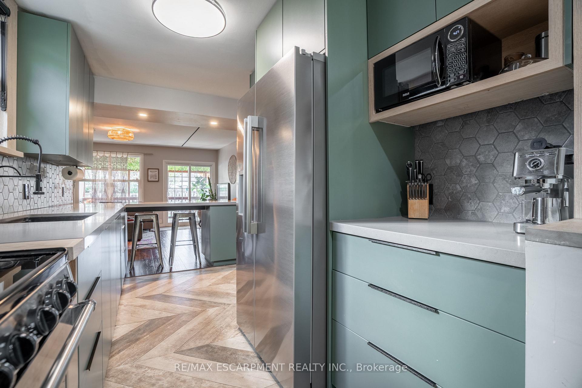 Photo 6 of 128 East 17TH Street, Hamilton, Inch Park — HOMEH