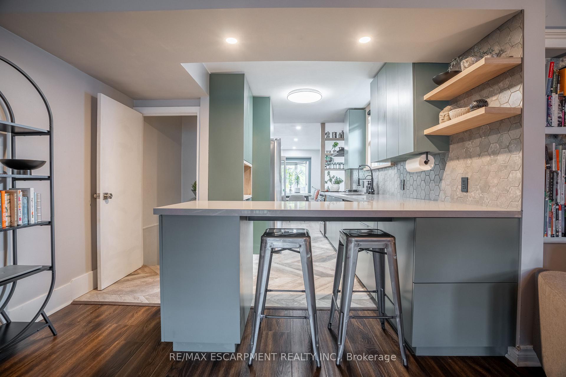 Photo 12 of 128 East 17TH Street, Hamilton, Inch Park — HOMEH
