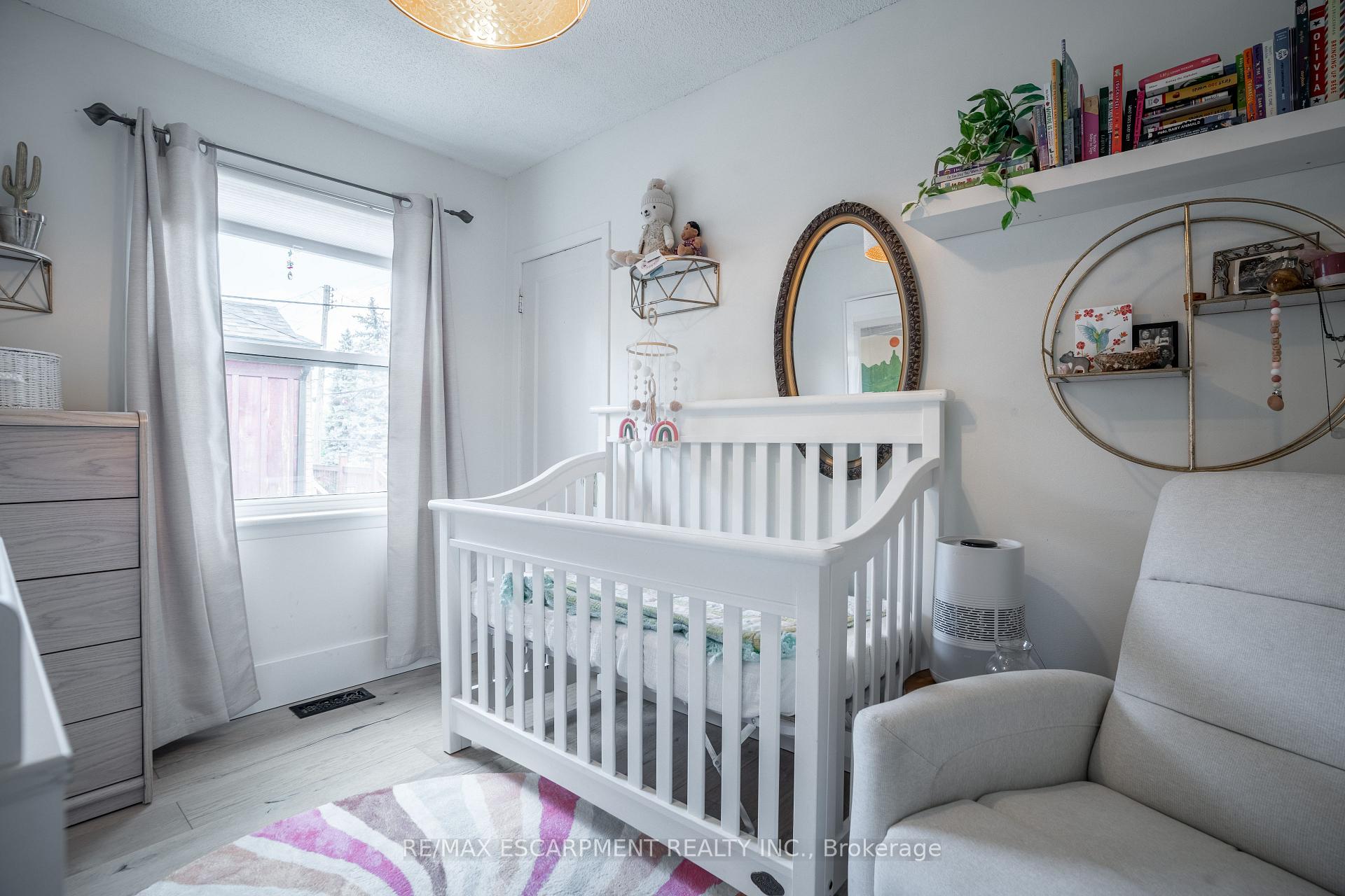 Photo 17 of 128 East 17TH Street, Hamilton, Inch Park — HOMEH