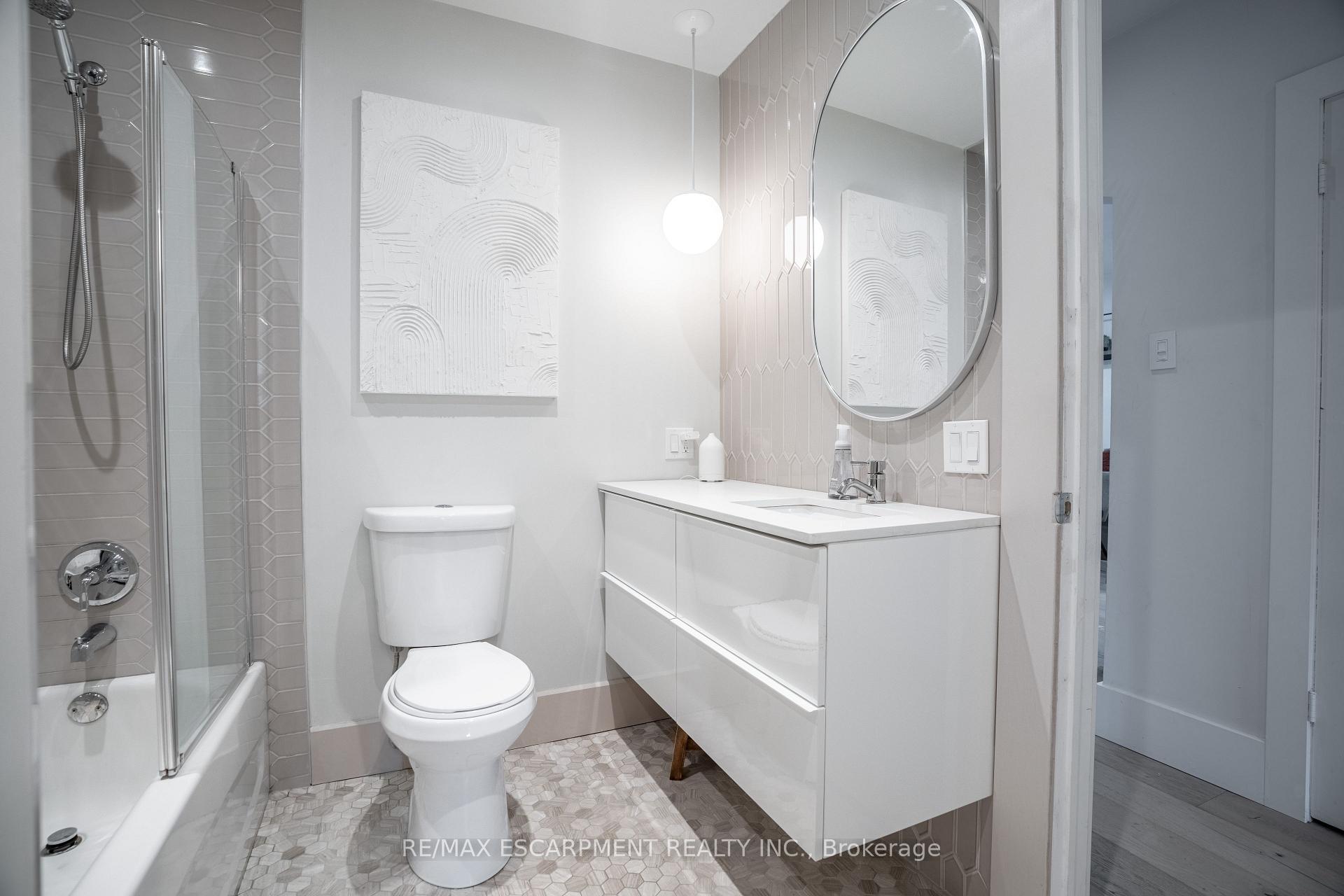 Photo 23 of 128 East 17TH Street, Hamilton, Inch Park — HOMEH
