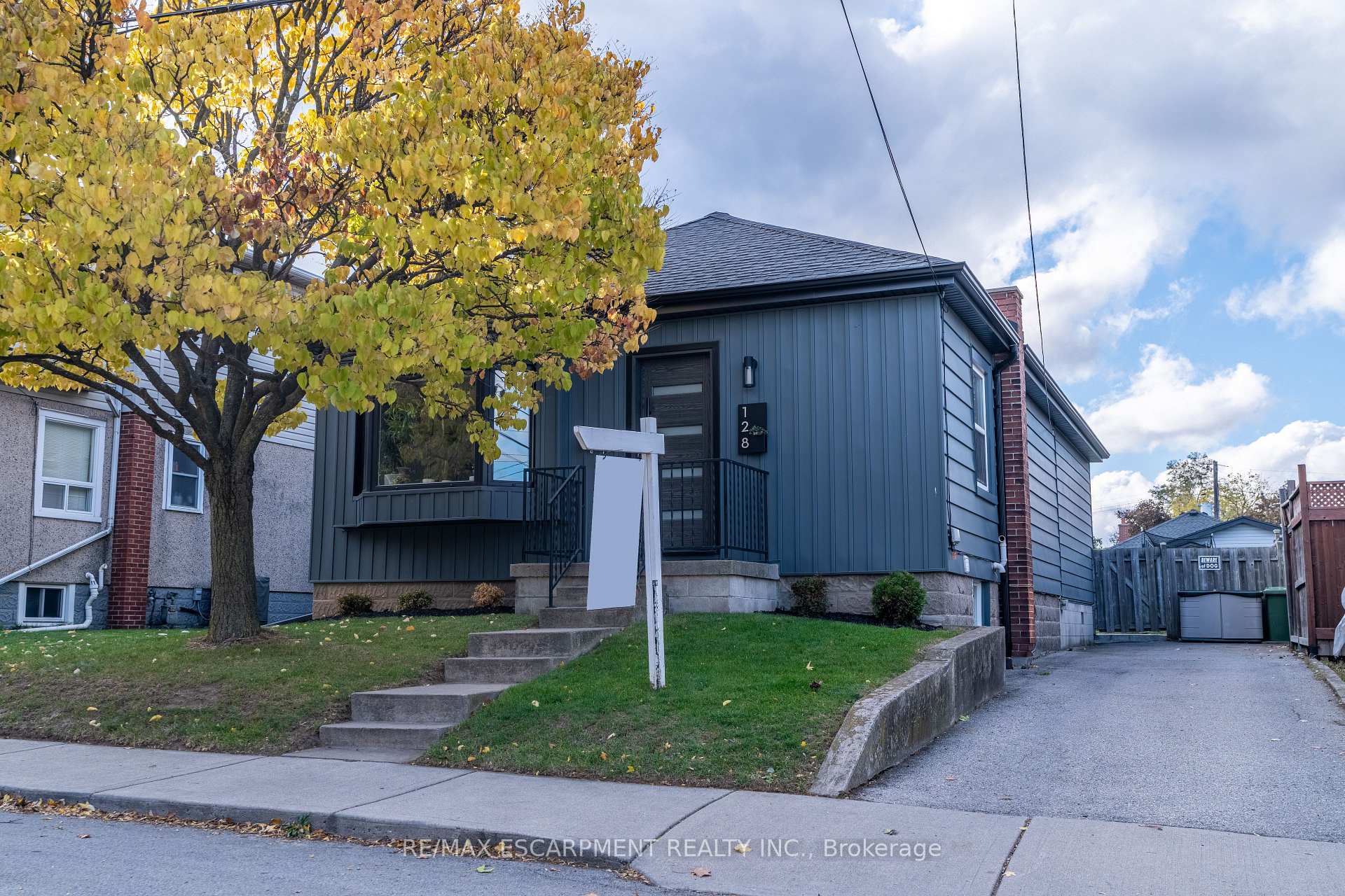 Photo 35 of 128 East 17TH Street, Hamilton, Inch Park — HOMEH