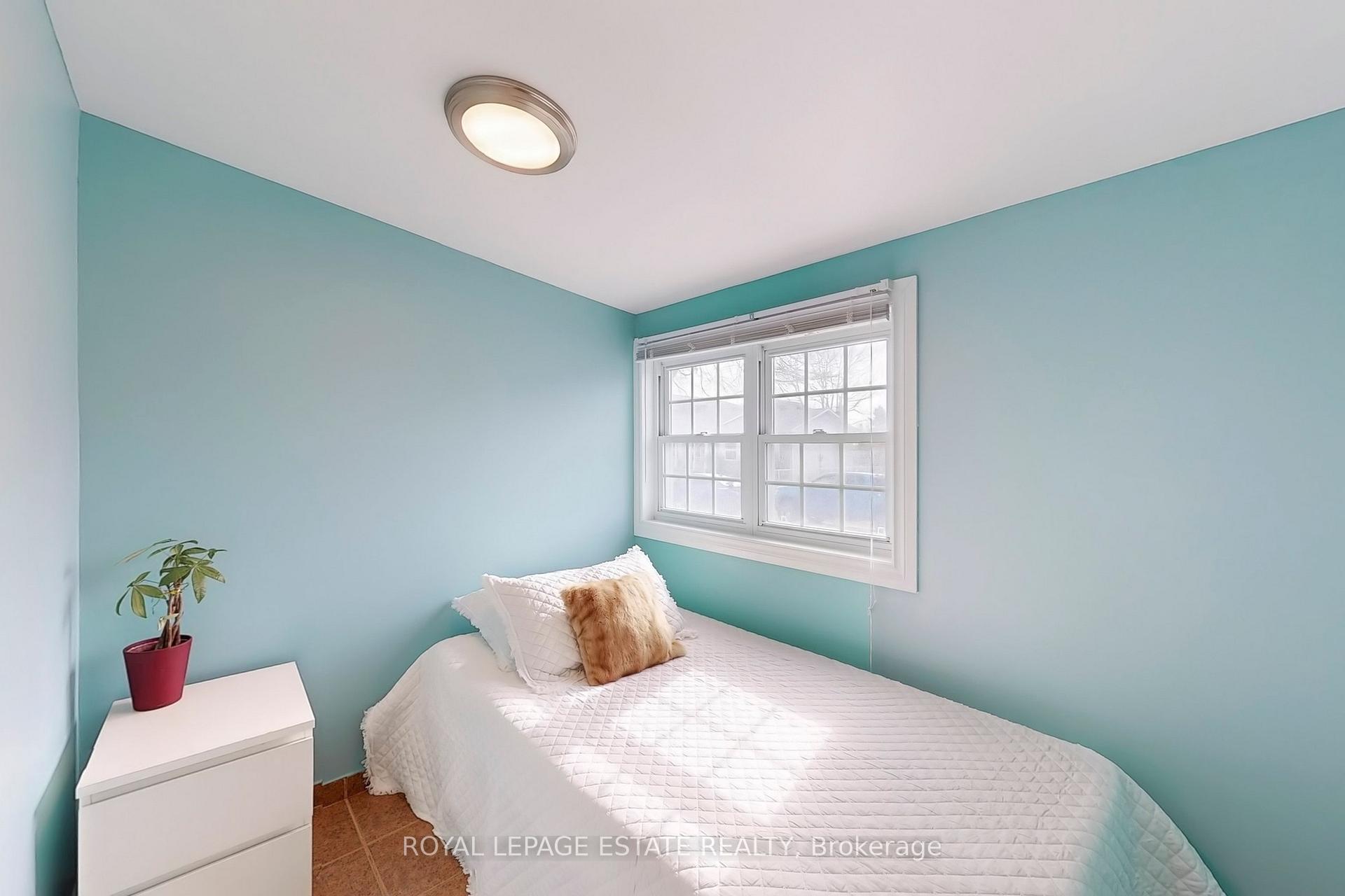 Photo 19 of 6 Durham Street, Clarington, Bowmanville — HOMEH