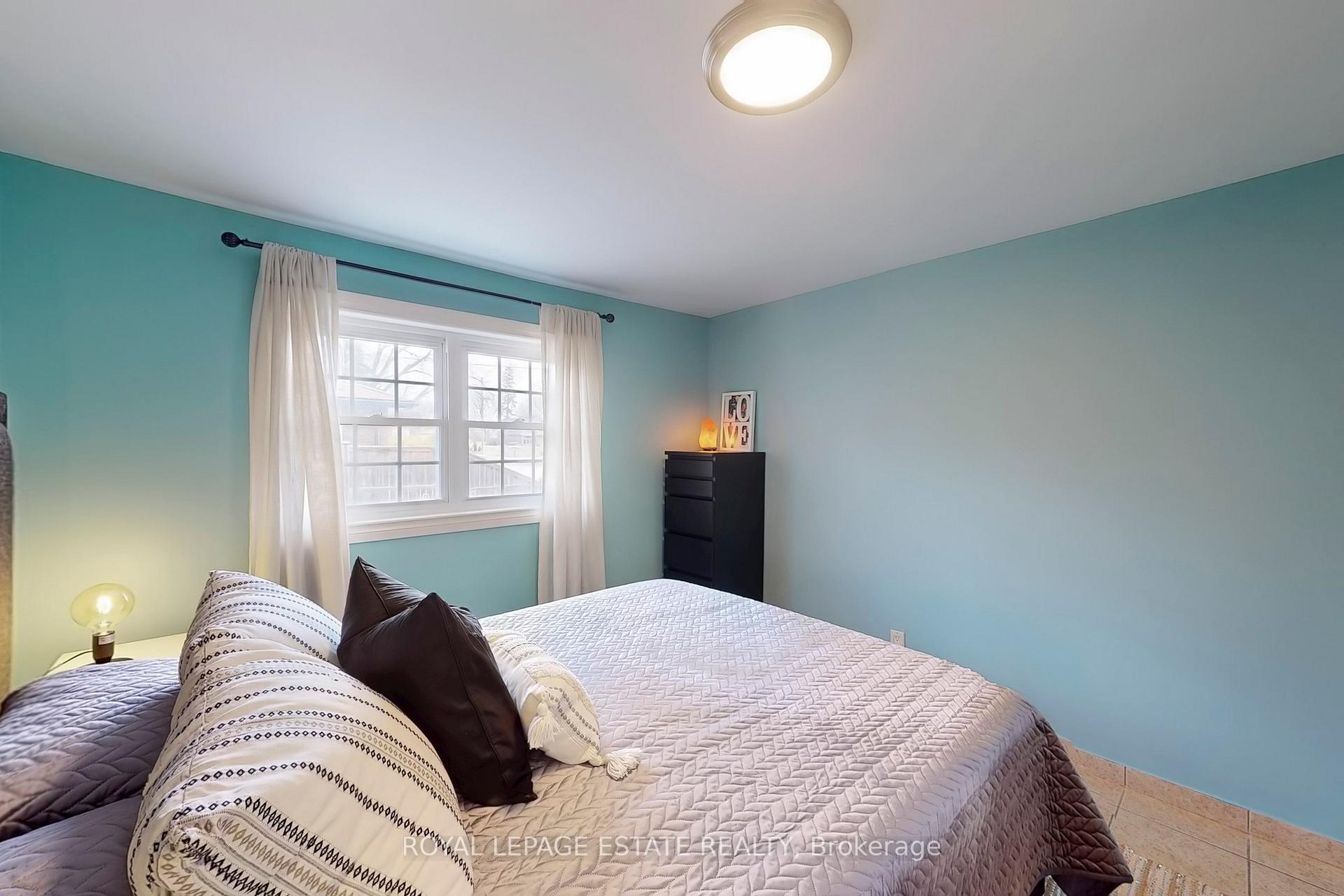 Photo 25 of 6 Durham Street, Clarington, Bowmanville — HOMEH