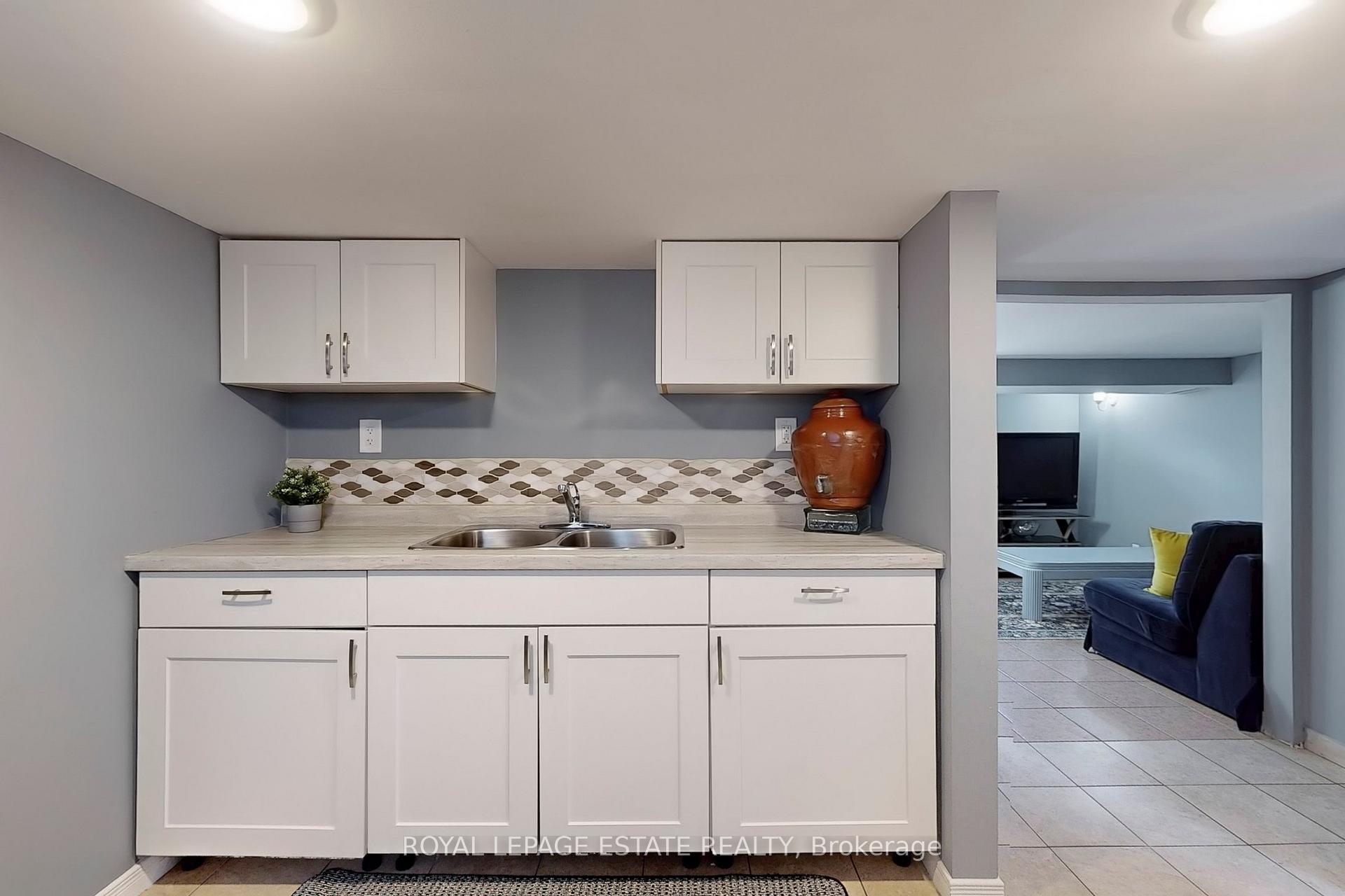 Photo 35 of 6 Durham Street, Clarington, Bowmanville — HOMEH