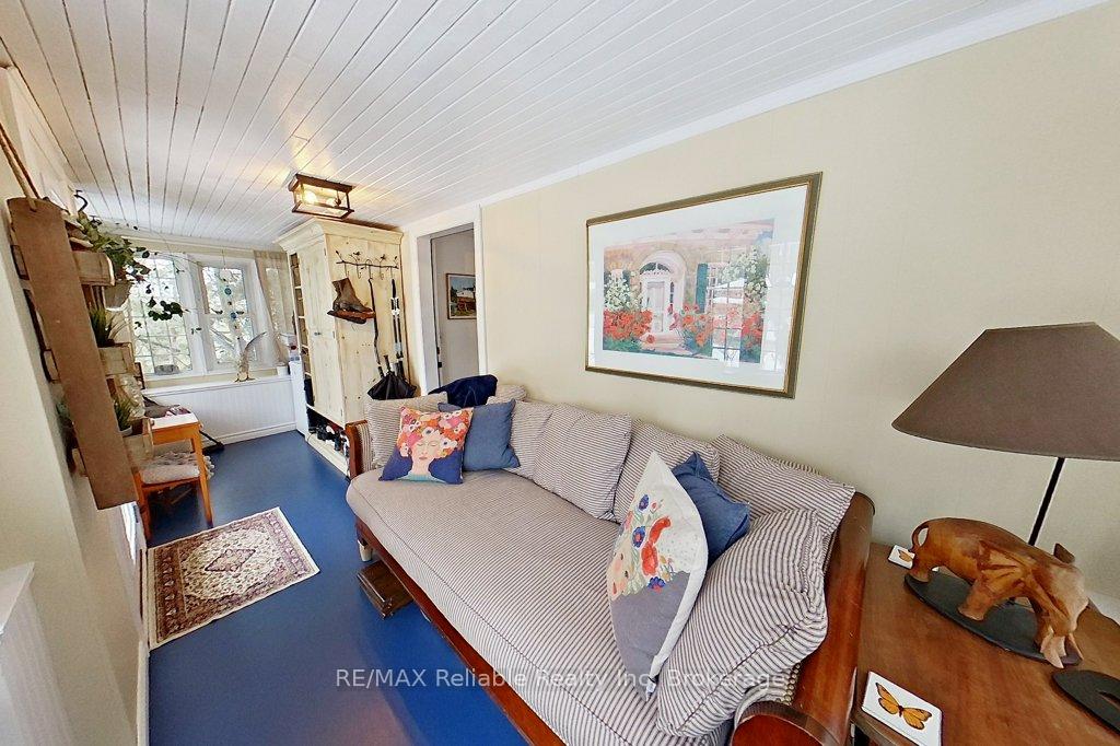 Photo 4 of 38 Catherine Street, Bluewater, Bayfield — HOMEH