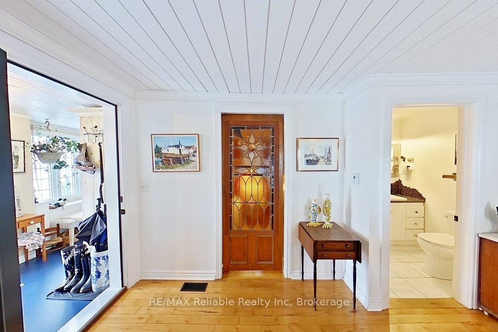 Photo 10 of 38 Catherine Street, Bluewater, Bayfield — HOMEH