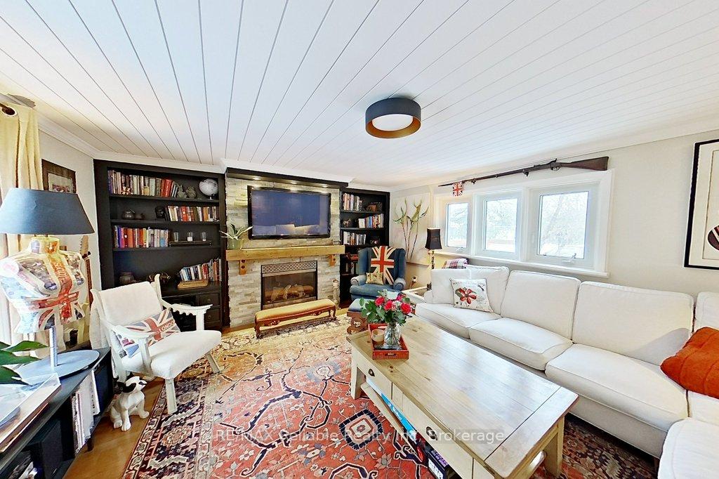 Photo 20 of 38 Catherine Street, Bluewater, Bayfield — HOMEH