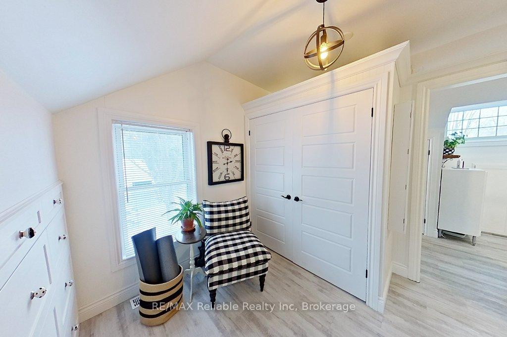 Photo 24 of 38 Catherine Street, Bluewater, Bayfield — HOMEH